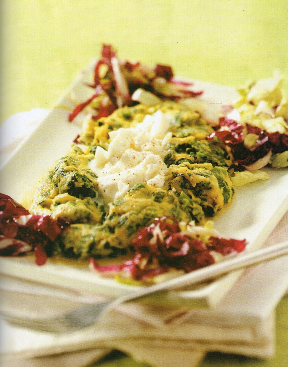 Ομελέτα με σπανάκι και mozzarella di bufala