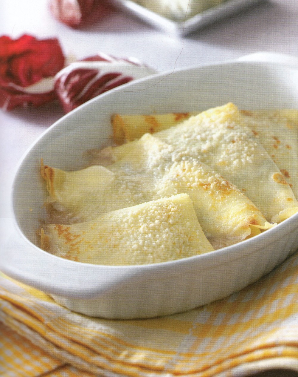 Κρέπες με ραντίτσιο και τυρί gorgonzola
