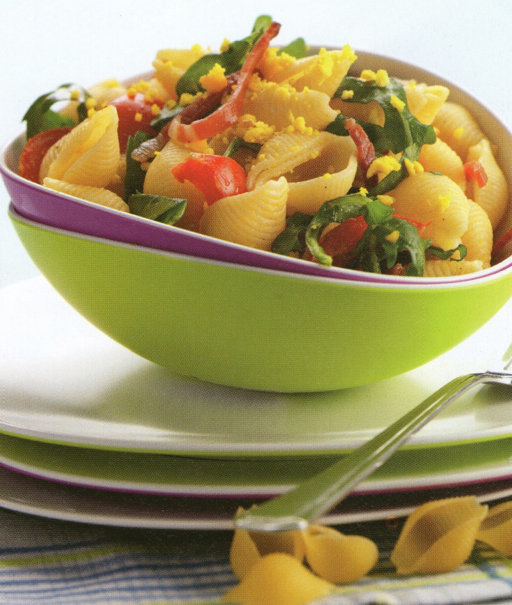 Conchiglie με ντοματίνια και prosciutto